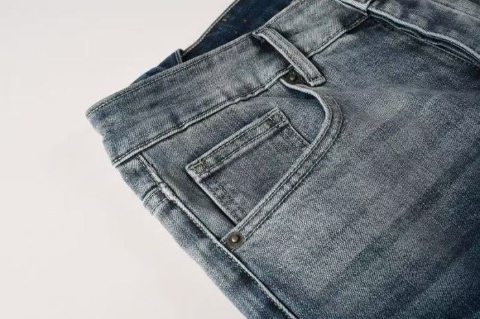 1:1 quality version Gradient-Washed Blue Jeans 28694042
