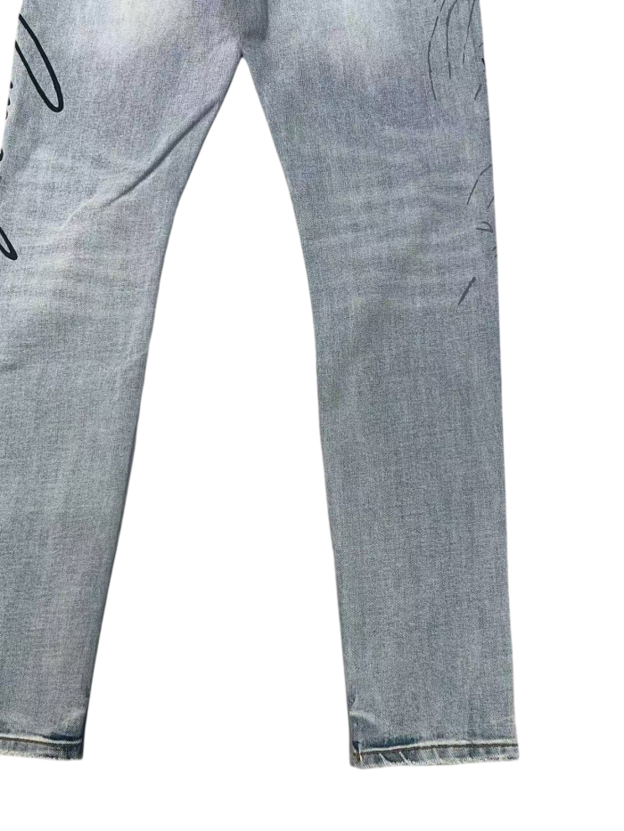 1:1 quality version light blue distressed hand-painted graffiti slim-fitting jeans 29032813