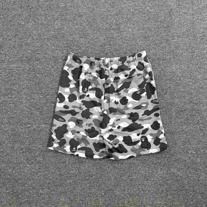 Grey Camouflage All-over Shark Print Casual Cotton Shorts 29062634