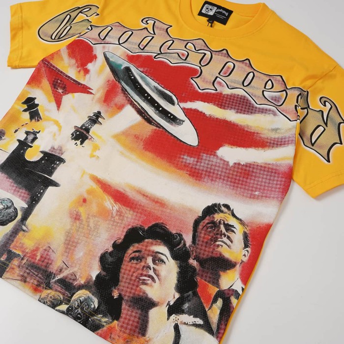 Retro Era Alien Invasion Print Washed Tee 29098136