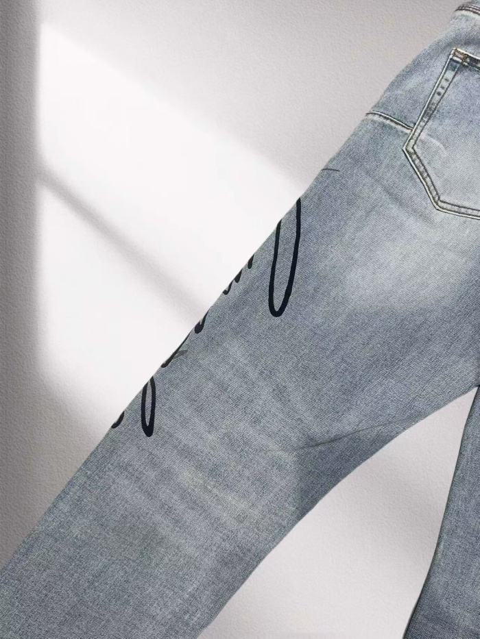 1:1 quality version light blue distressed hand-painted graffiti slim-fitting jeans 29032813