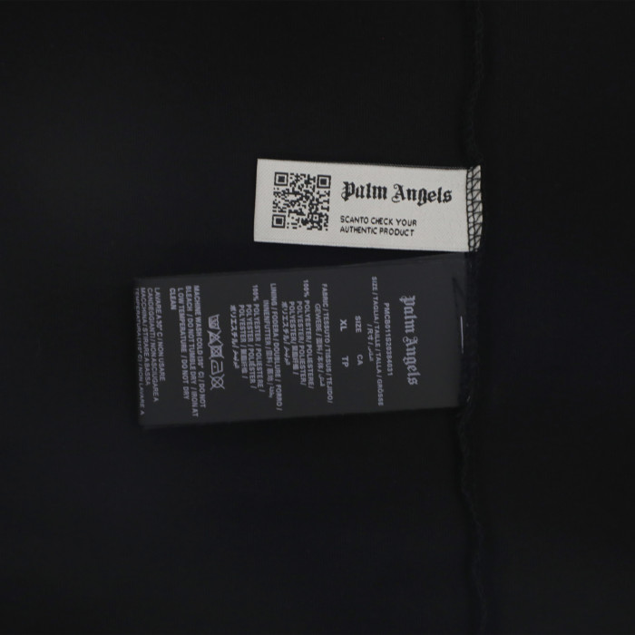 28196932 Six-point Dice Print Tee