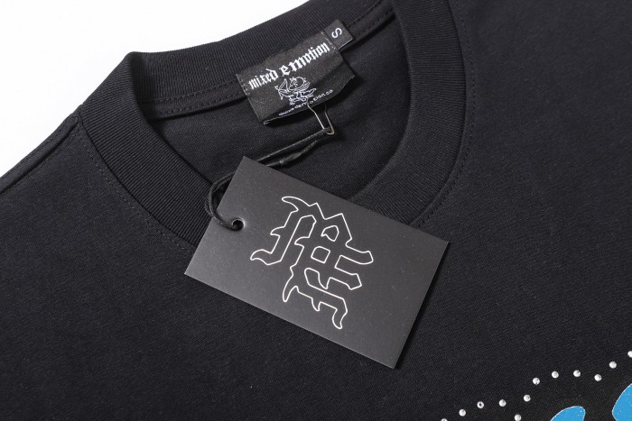 Bandage-blindfolded angel gradient Gothic diamond-studded T-shirt 2 colors 29069184