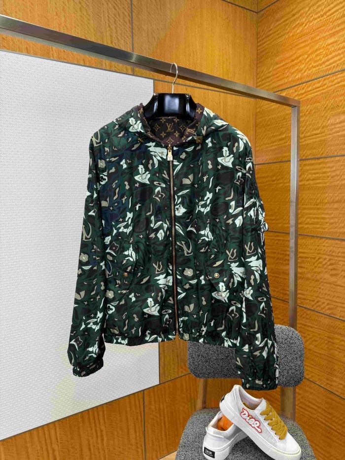 1:1 quality version Double-Sided Allover Floral Camo Print Windproof Jacket 29114526