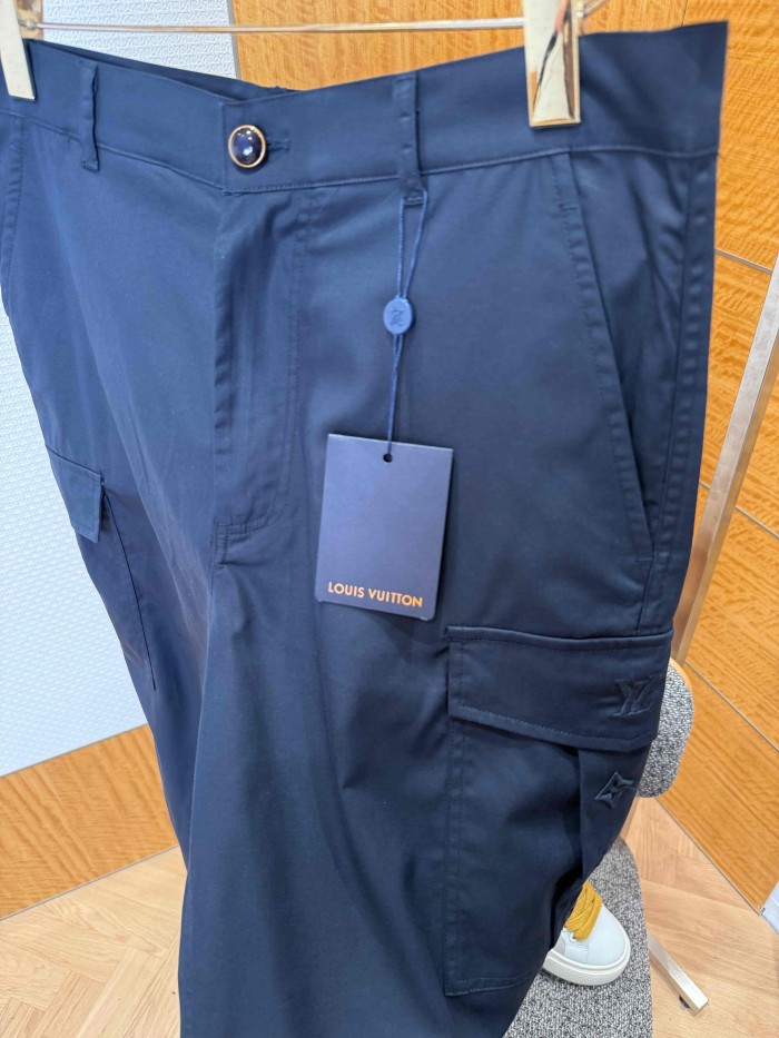 1:1 quality version Cargo Style Multi-Pocket Embroidered Casual Pants 2 colors 29114872