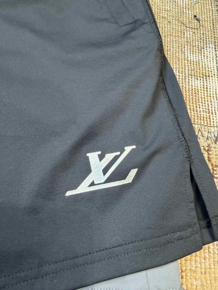 1:1 quality version Embossed Logo High Stretch Quick Dry Double Layer Sports Shorts 29114765