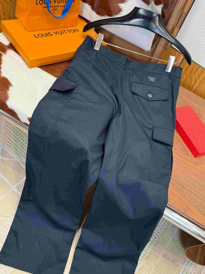 1:1 quality version Cargo Style Multi-Pocket Embroidered Casual Pants 2 colors 29114872