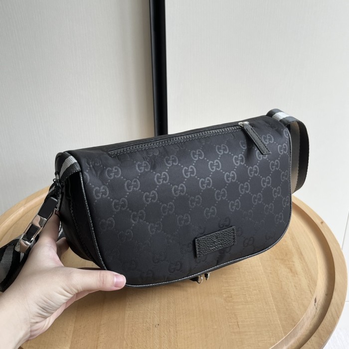 1:1 qualituy verson GG Nylon Cosmetic Wash Bag Double Zip Crossbody Toiletry Bag 3 colors 29116432