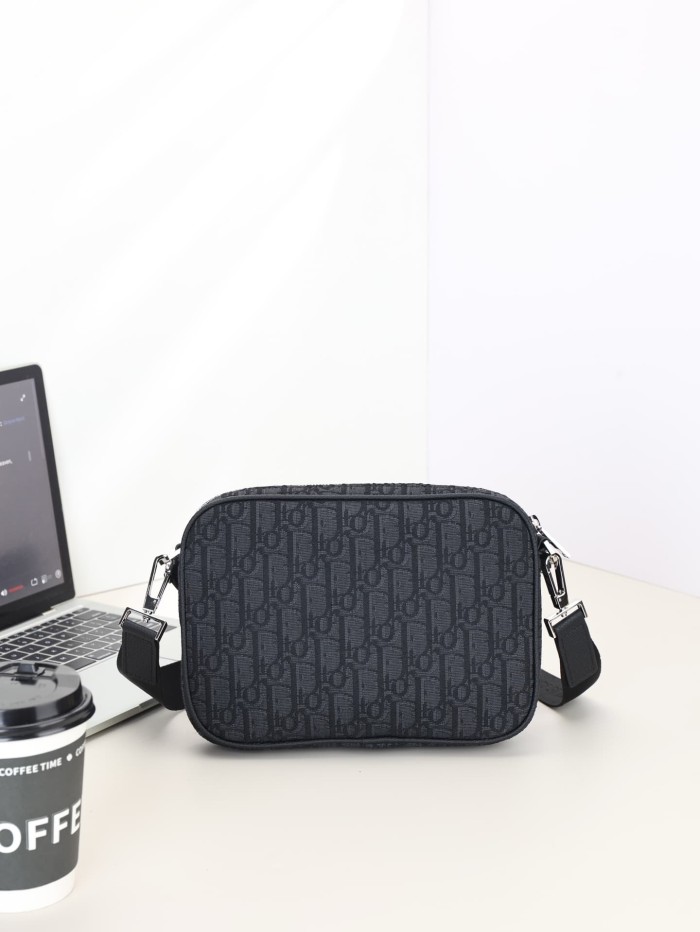 Mens Jacquard Pattern Camera Crossbody 3-in-1 Zipper Saddle Clutch Bag 3 colors 29116535