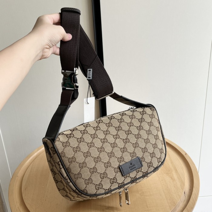 1:1 qualituy verson GG Nylon Cosmetic Wash Bag Double Zip Crossbody Toiletry Bag 3 colors 29116432
