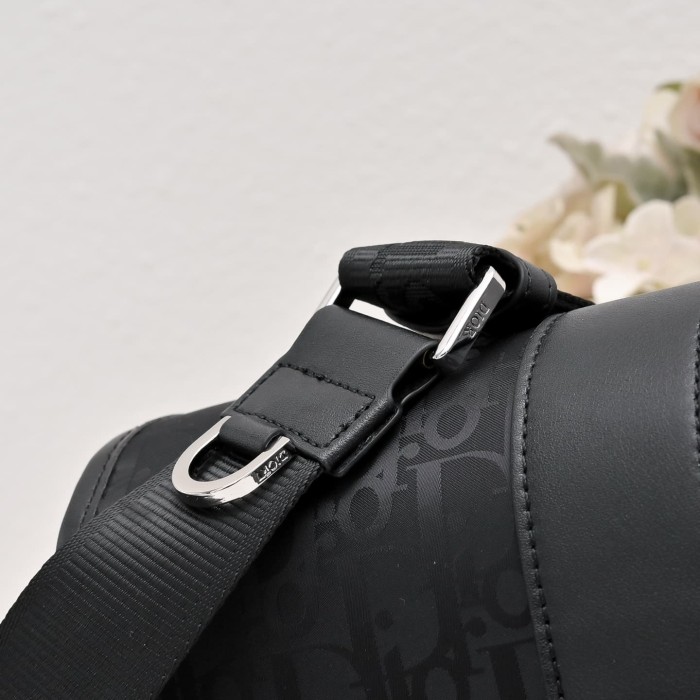 Oblique Buckle Flap Buckle Flap Adjustable Strap Saddle Crossbody Bag 29116578