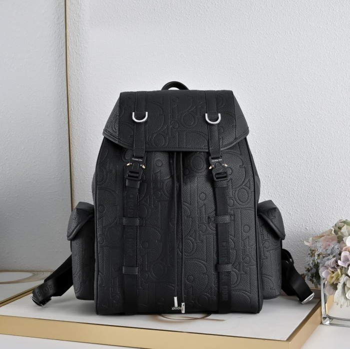 Grain Cow Leather Buckle Closure Embossed Logo Flap Backpack 29116519