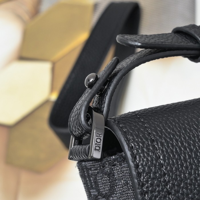 Men's Oblique Jacquard Saddle Crossbody Bag with Leather Flap 2 colors 29119184