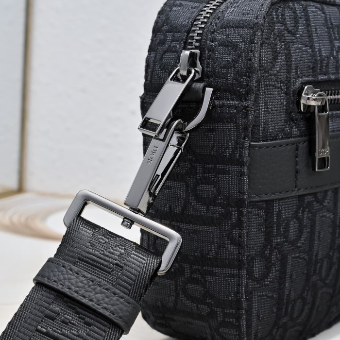 Luxury Monogram Sling Bag - Black Jacquard Crossbody for Men 2 colors 29119176