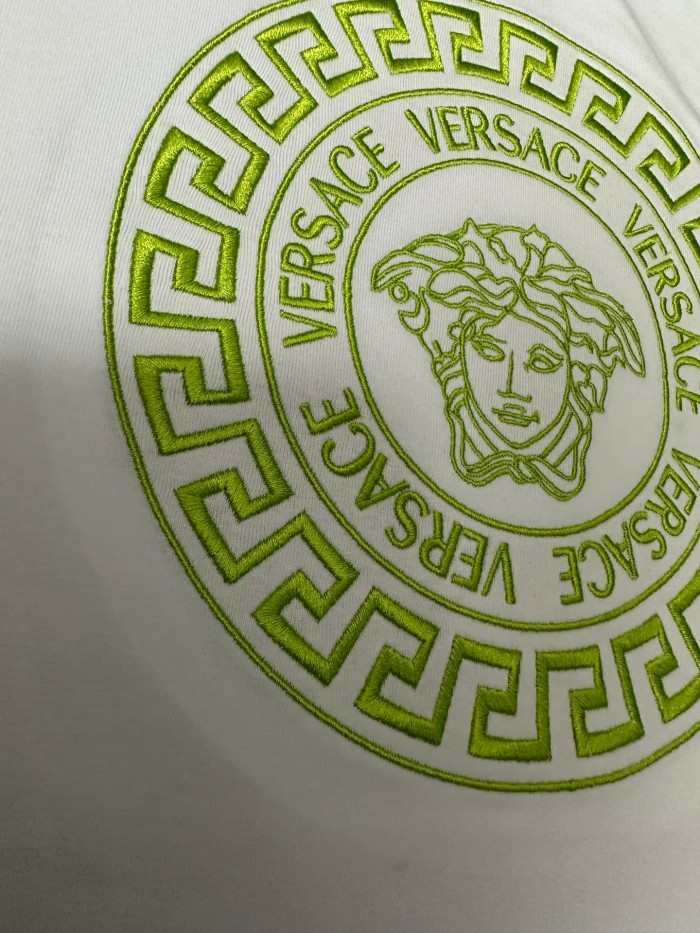 Luxury Italian Circular Greca Frame Medusa Print Matching Couple T-shirt 2 colors 29119377