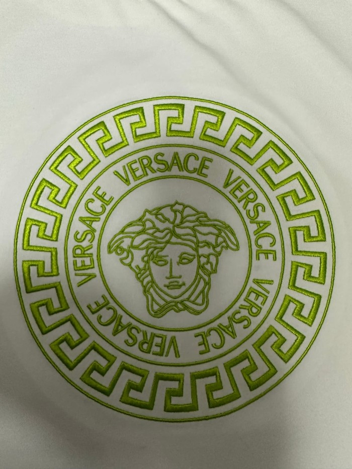 Luxury Italian Circular Greca Frame Medusa Print Matching Couple T-shirt 2 colors 29119377