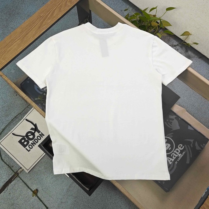 Iridescent Color-Shift Medusa Letter Logo Print Matching Couple T-shirt 2 colors 29119351