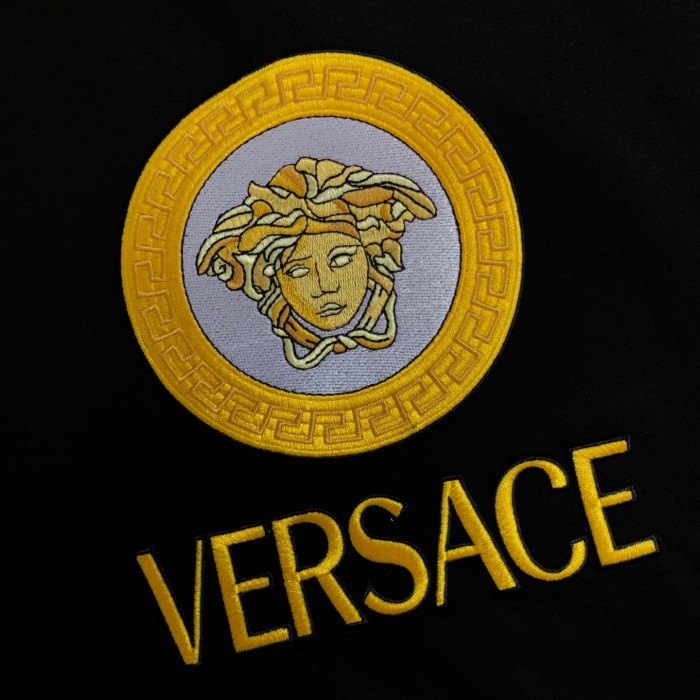 Minimal Luxury Style Golden Greca Circle Medusa Graphic Brand Letter Print T-shirt 2 colors 29140065
