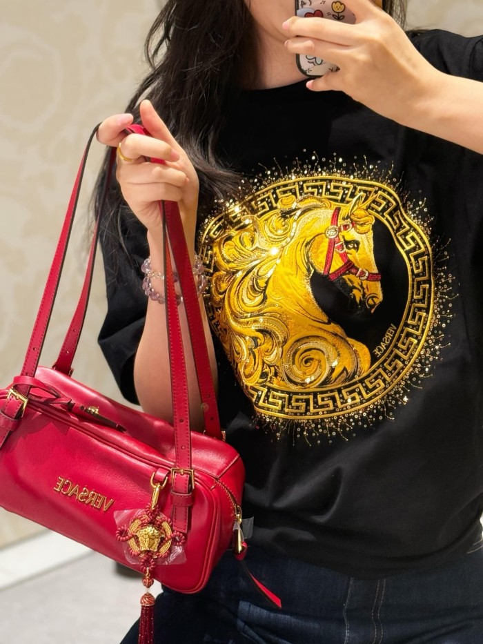 Luxury Equestrian Style Golden Horse Portrait Greca Circle Rhinestone Sparkle Print T-shirt 29140041