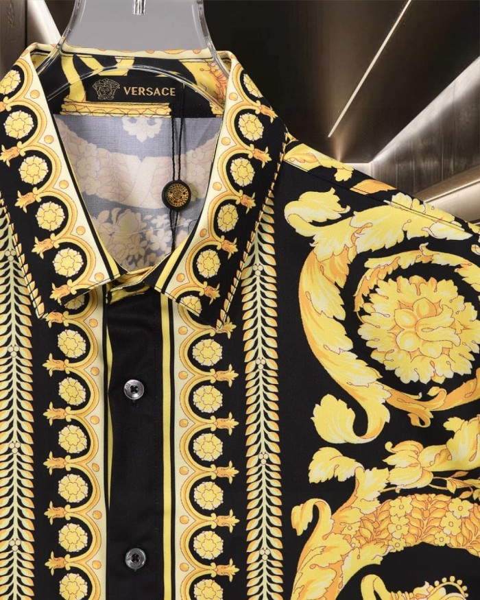 Baroque Royal Style All Over Golden Floral Crown Medallion Print Cuban Collar Vacation Shirt 2 colors 29140025