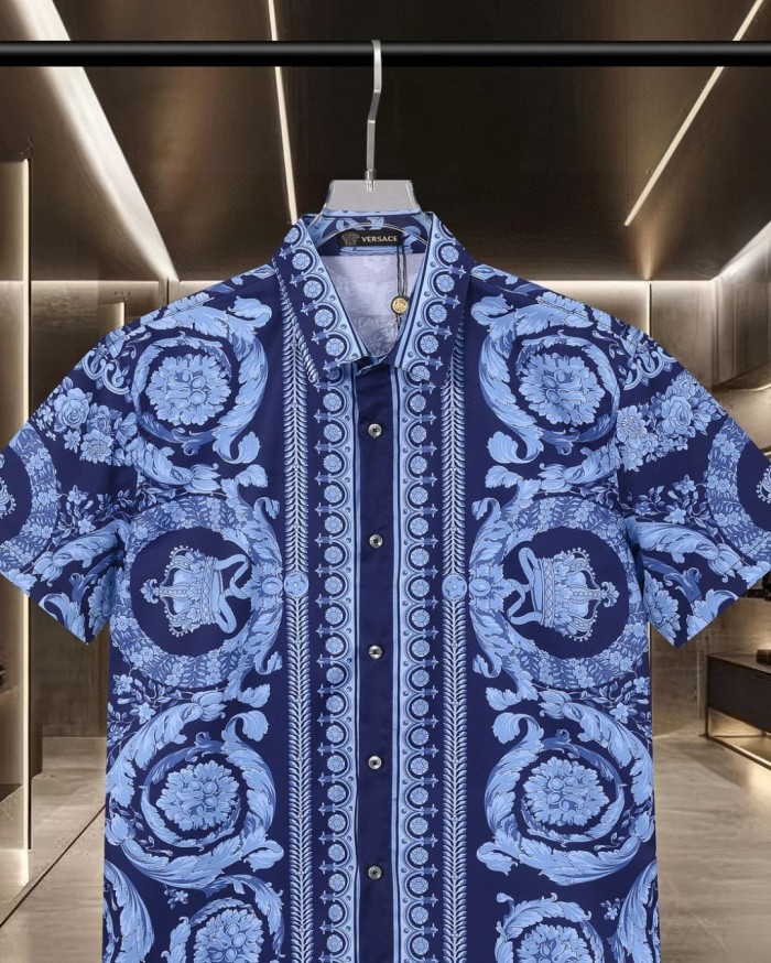 Baroque Royal Style All Over Golden Floral Crown Medallion Print Cuban Collar Vacation Shirt 2 colors 29140025