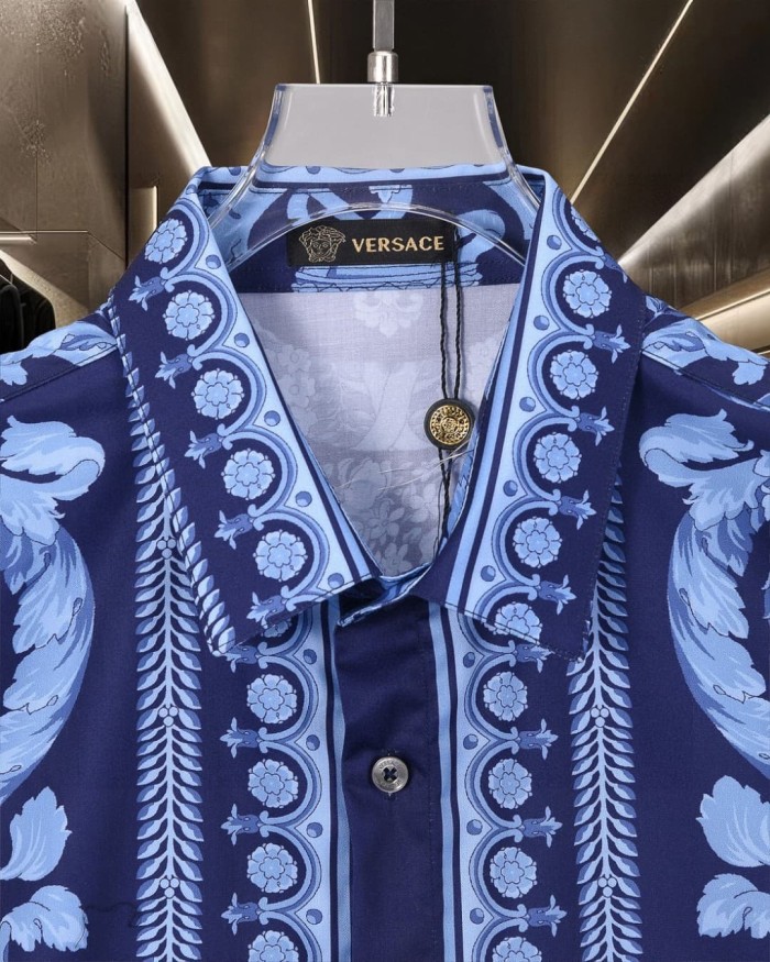 Baroque Royal Style All Over Golden Floral Crown Medallion Print Cuban Collar Vacation Shirt 2 colors 29140025