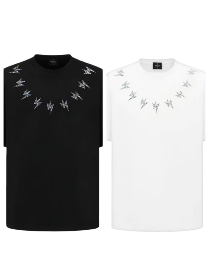 Holographic Rhinestone Lightning Bolt Neck Gothic Back Letter Print T-shirt 2 colors 29220646