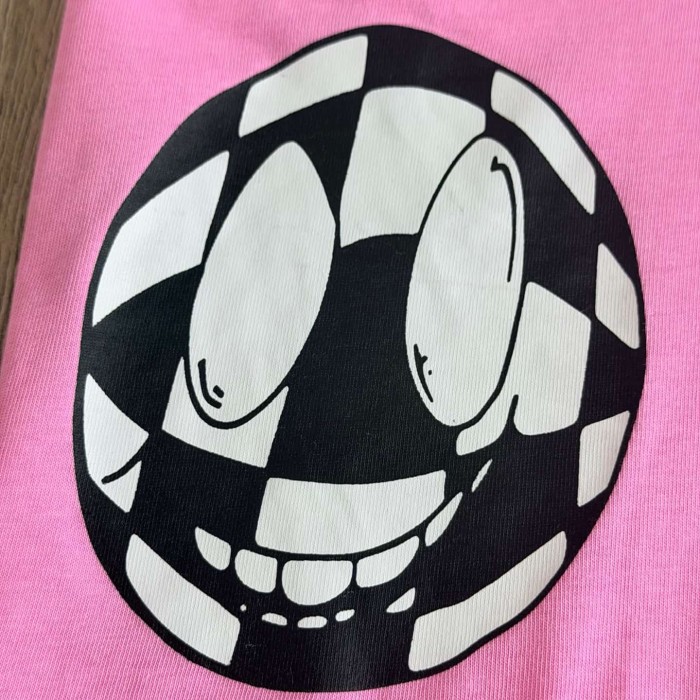 1:1 quality version Cross Football Graffiti Pink Print Tee 29306210