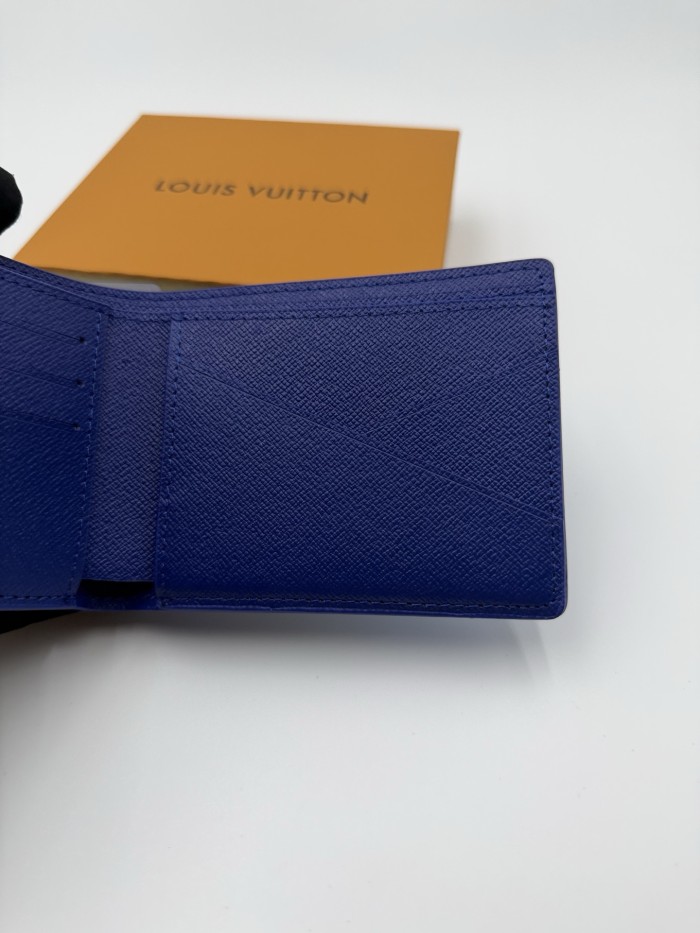 Outdoor Water Sports Graphic Bifold Purse Cash & Credit Card Storage Pocket Wallet 2 colors 29306327