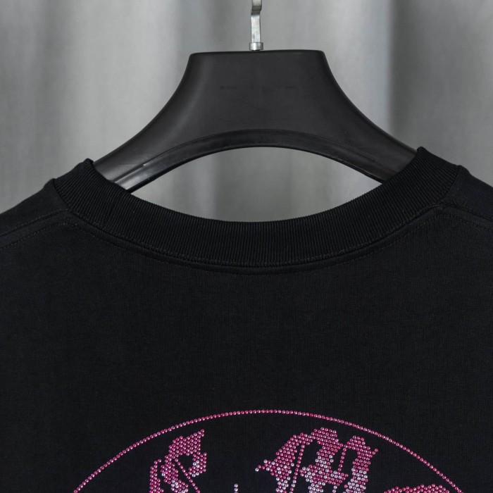 1:1 quality version High Street Pink Rhinestone Horseshoe Multi Cross Logo Oversized Crew Neck Unisex T-shirt 2 colors 29319422