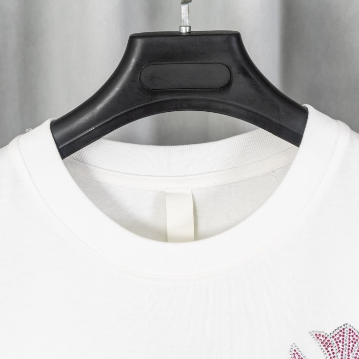 1:1 quality version High Street Pink Rhinestone Horseshoe Multi Cross Logo Oversized Crew Neck Unisex T-shirt 2 colors 29319422