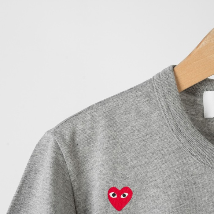 1:1 quality version Six Scattered All Over Red Heart Embroidery Crew Neck Solid Basic Couple Daily Casual Tee 3 colors 29331780