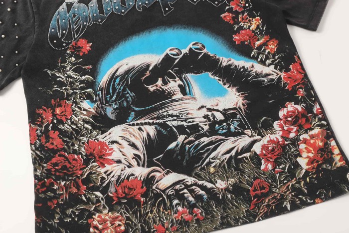 Retro Dark Space Gothic Streetwear Front Astronaut Skeleton Rose Bush Rhinestone Gothic Letter Print Single Side T-Shirt 2 colors 29348018