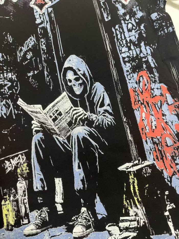 Streetwear Front Red White Crackle Gothic Script Hooded Skeleton Reading Newspaper Graffiti Wall Red Sports Car T-Shirt 2 colors 29353219
