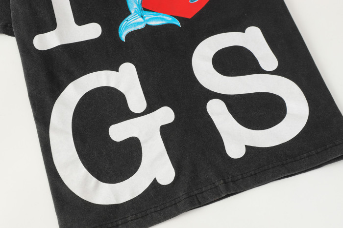 Y2K Ocean Hip Hop Streetwear Front Bold Block Letter I Red Heart Mechanical Cyan Dolphin Graphic T-Shirt 29354630