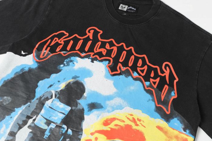 Retro Explosion Street Graphic Streetwear Front Tactical Gear Man Burned Sedan Fire Smoke Orange Outline Gothic Letter Print T-Shirt 2 colors 29354646