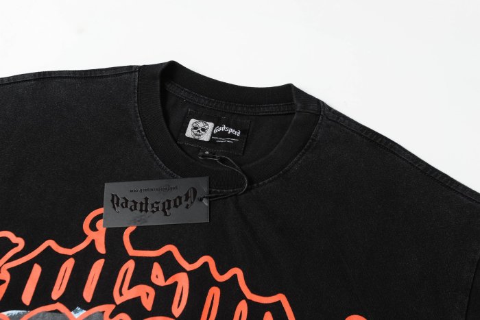 Retro Explosion Street Graphic Streetwear Front Tactical Gear Man Burned Sedan Fire Smoke Orange Outline Gothic Letter Print T-Shirt 2 colors 29354646