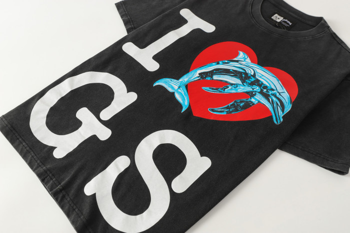 Y2K Ocean Hip Hop Streetwear Front Bold Block Letter I Red Heart Mechanical Cyan Dolphin Graphic T-Shirt 29354630