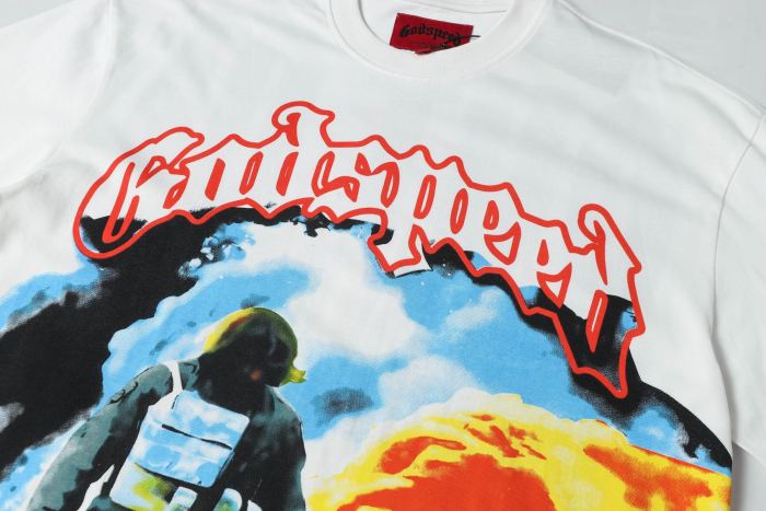 Retro Explosion Street Graphic Streetwear Front Tactical Gear Man Burned Sedan Fire Smoke Orange Outline Gothic Letter Print T-Shirt 2 colors 29354646