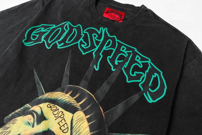 Retro Mystic Urban Graphic Streetwear Front Half Submerged Liberty Statue City Water Gothic Letter Print T-Shirt 2 colors 29354654
