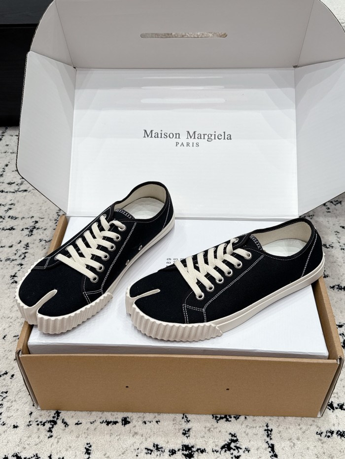 1:1 quality version Split-Toe Canvas Shoes 7 colors 29357995