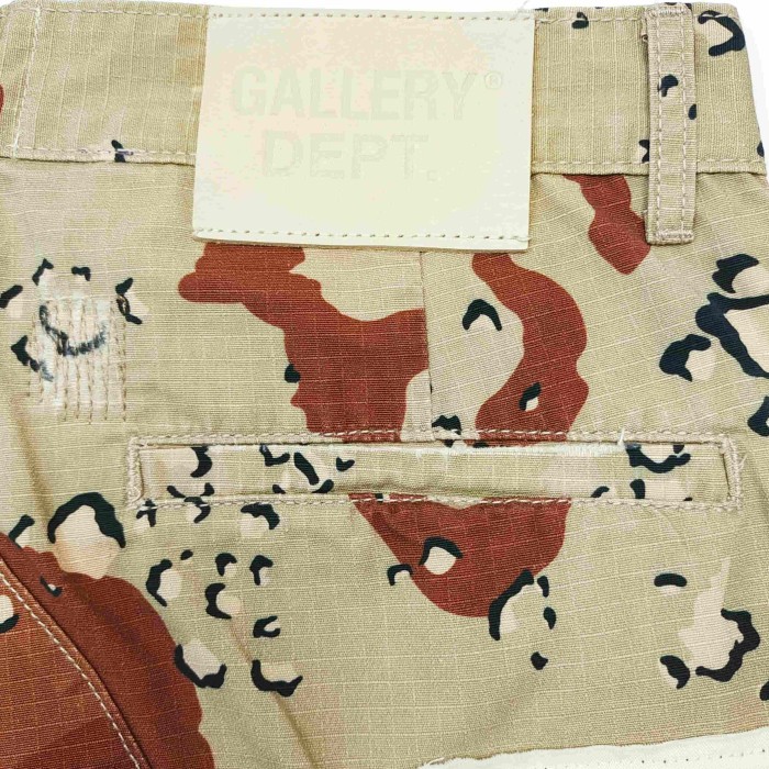 1:1 quality versionStreetwear Desert Camo Front And Back Patch Graffiti Print Distressed Multi Pocket Loose Fit Cargo Shorts 29367379