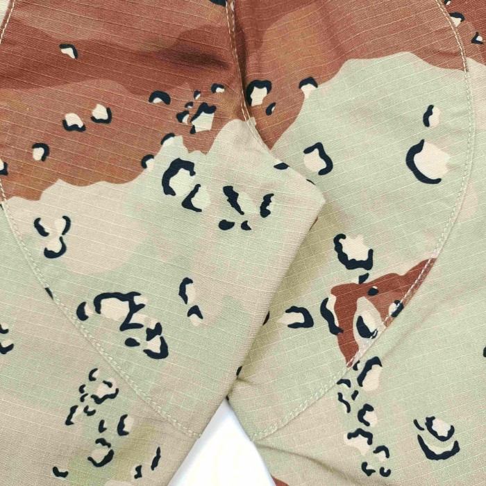 1:1 quality versionStreetwear Desert Camo Front And Back Patch Graffiti Print Distressed Multi Pocket Loose Fit Cargo Shorts 29367379