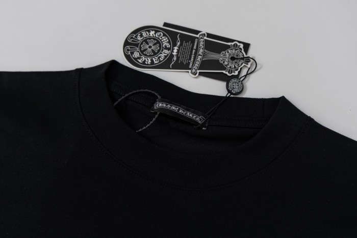 1:1 quality version Minimal Gothic Street Front Square White Embossed Cross Floral Patch Metal Rivet Chest Graphic Single Sided Print T-shirt 2 colors 29367042