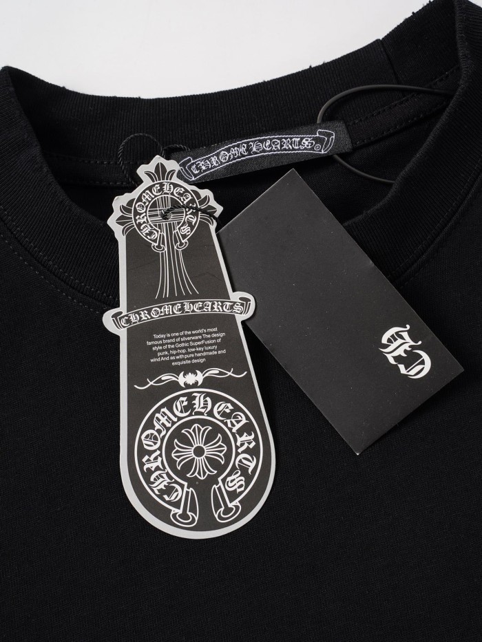 1:1 quality version Front Small Grey Fleur De Lis Chest Print Back Big Horseshoe Gothic Floral Letter Scroll Graphic T-shirt 2 colors 29366194