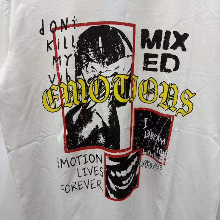 Red Frame Subculture Handwritten Graffiti Print T-shirt 29370453