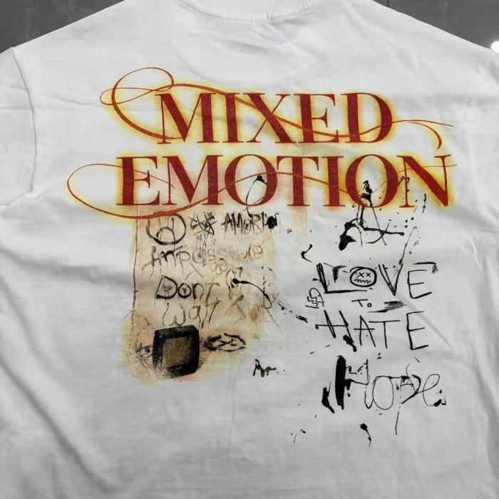 Vintage Graffiti Mask Wing Telegram Print T-shirt 29370450