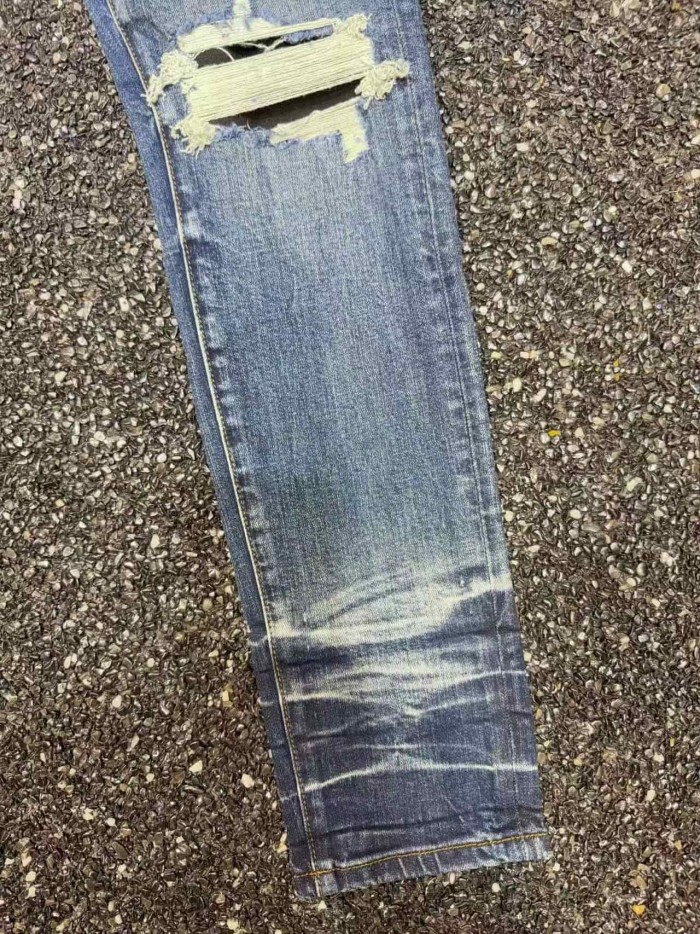 Amiri 1:1 quality version Streetwear Rivet Letter Patch Ripped Patch Slim Denim Washed Jeans 29382651