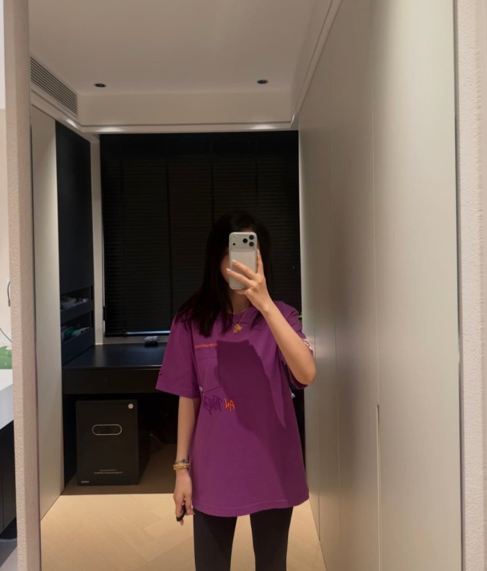 1:1 quality version Purple Pocket Graffiti Letter And Heart Dagger Print Short Sleeve Tee 29392365