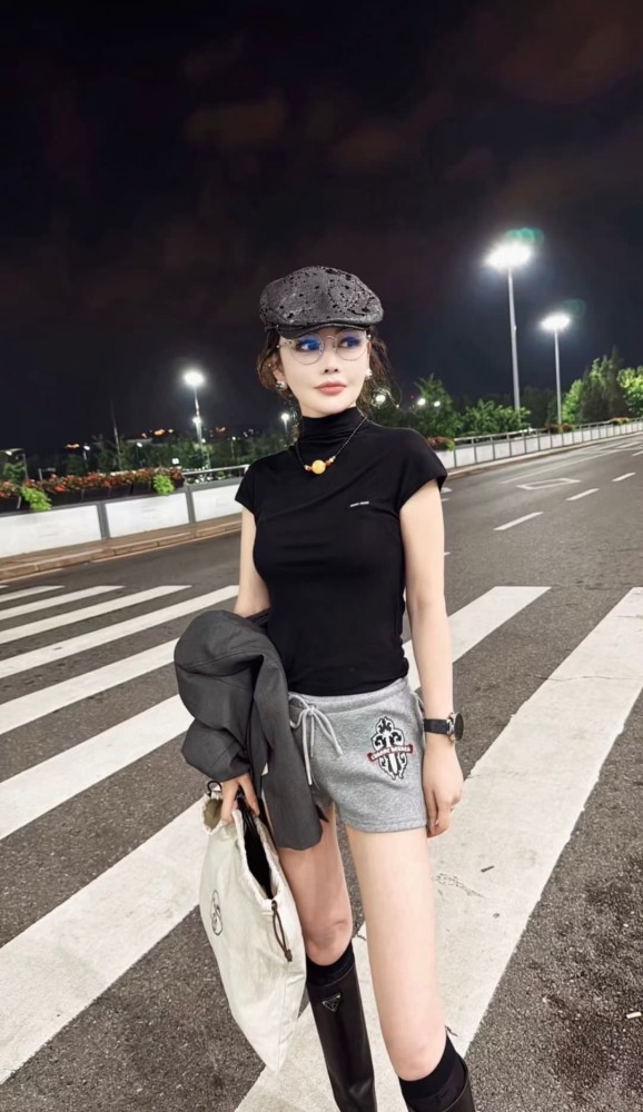 1:1 quality version American Streetwear Grey Dagger Floral Embroidery Drawstring Casual Sweat Shorts for girls 29392542